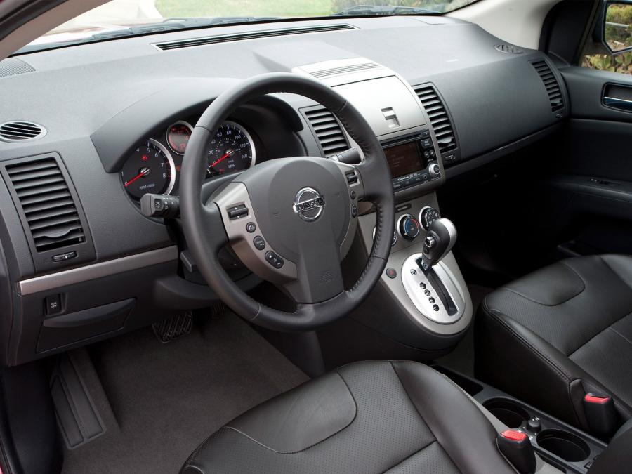  Nissan Sentra 2009 года  (фото 3 из 17)